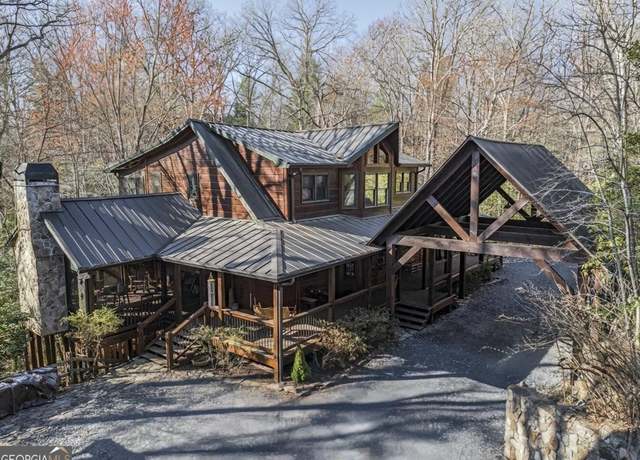 Property at 112 N Hiawatha Trl, Blue Ridge, GA 30513, 4 beds, 4.5 baths