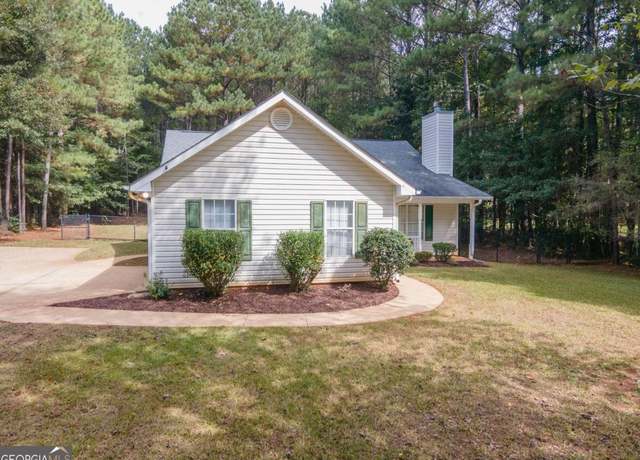 Property at 48 James Dr, Hogansville, GA 30230, 3 beds, 2 baths
