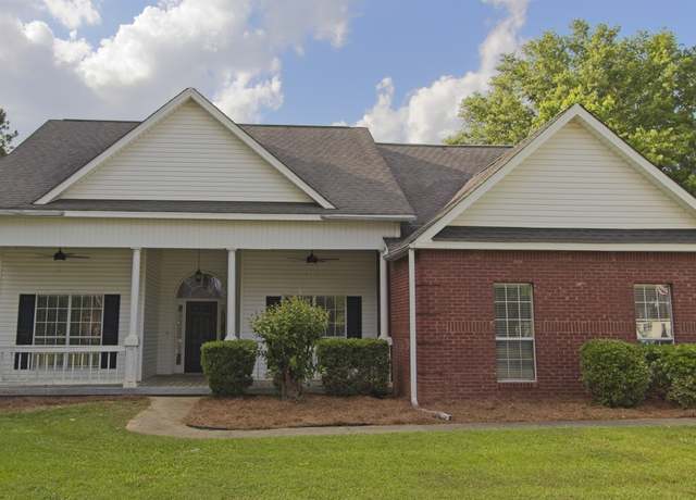 Property at 141 Gleneagle Dr, Byron, GA 31008, 3 beds, 2 baths