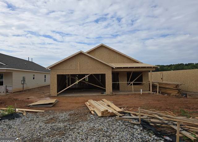 Property at 116 Charlie Way #40, Winder, GA 30680, 3 beds, 2 baths