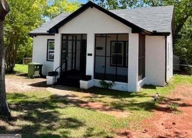 Property at 110 Jackson Ln, Griffin, GA 30223, 2 beds, 1 bath