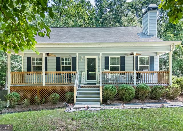 Property at 325 O Tara Woods Dr, Newnan, GA 30263, 4 beds, 3 baths