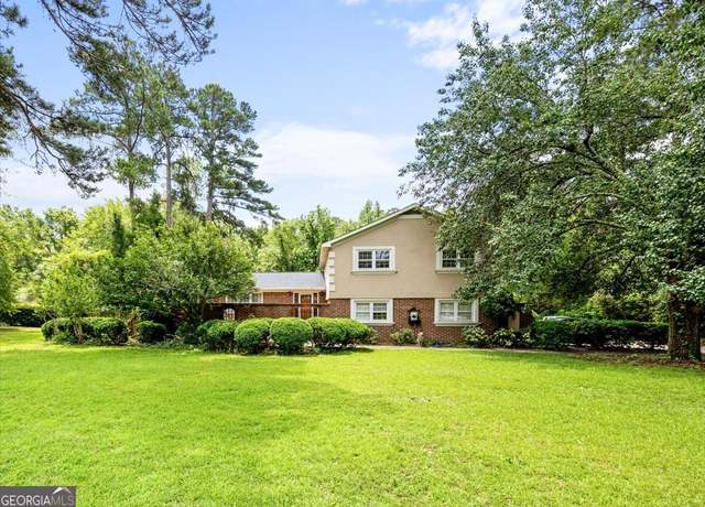 Property at 1414 Park Ave, Perry, GA 31069, 5 beds, 4 baths