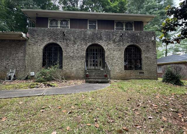 Property at 2219 Riverbrook Rd, Decatur, GA 30035, 3 beds, 3 baths