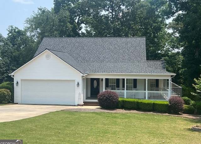 Property at 381 Southern Walk Dr, Milledgeville, GA 31061, 3 beds, 2 baths