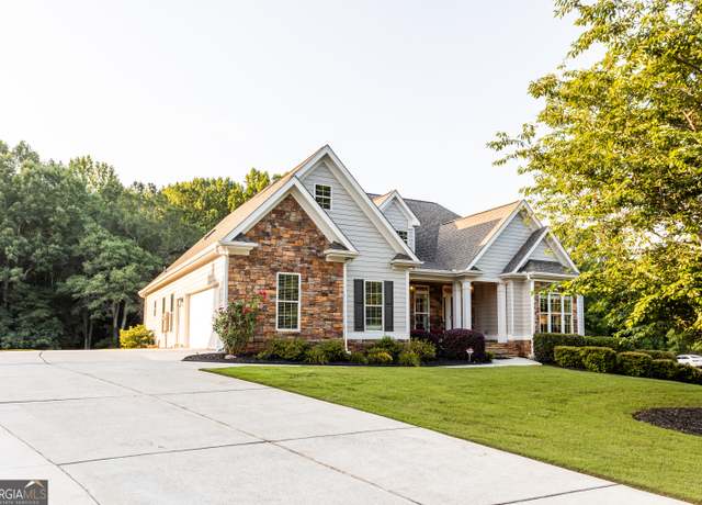 Property at 51 Jennings Ct, Jefferson, GA 30549, 4 beds, 4.5 baths