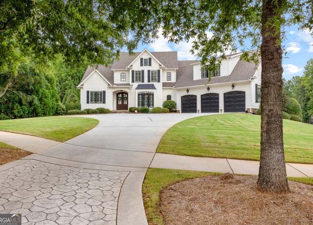 Property at 215 Sheridan Ln, Peachtree City, GA 30269, 5 beds, 5 baths