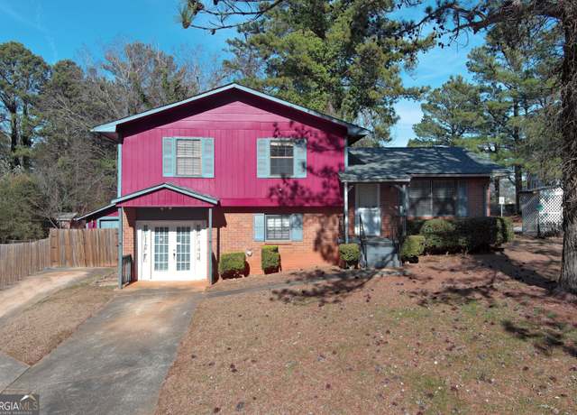 Property at 4296 Ridgetop Trl, Ellenwood, GA 30294, 3 beds, 2 baths