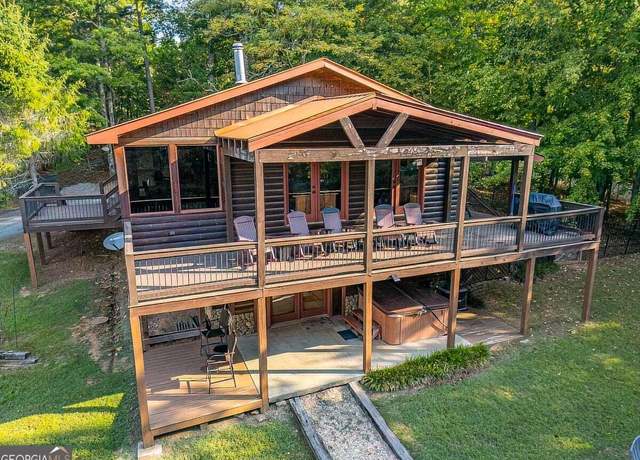 Property at 24 Oak Ledge Rd, Morganton, GA 30560, 4 beds, 2 baths