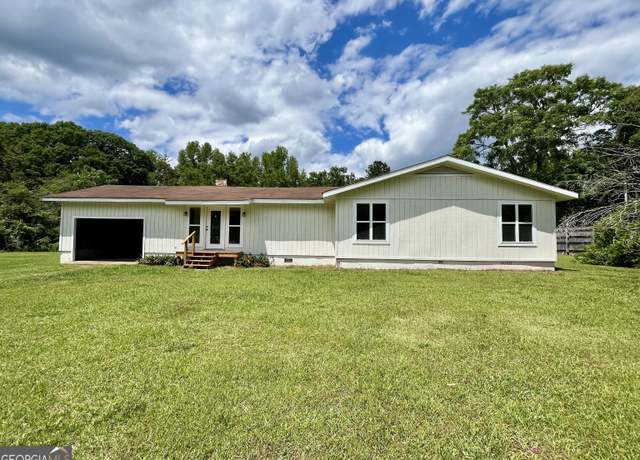 Property at 189 Tatum Heights Dr, Lagrange, GA 30240, 3 beds, 2 baths