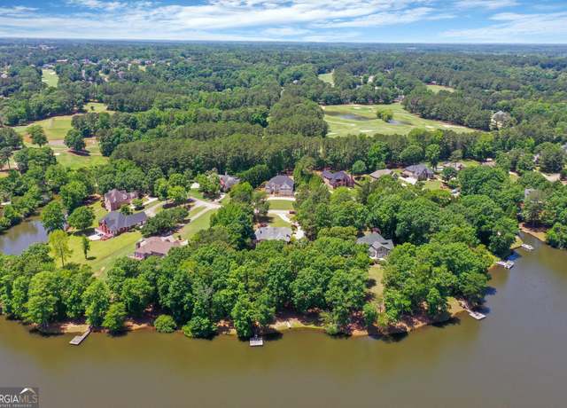 Property at 660 Milton Dr, Mcdonough, GA 30252, 4 beds, 3.5 baths