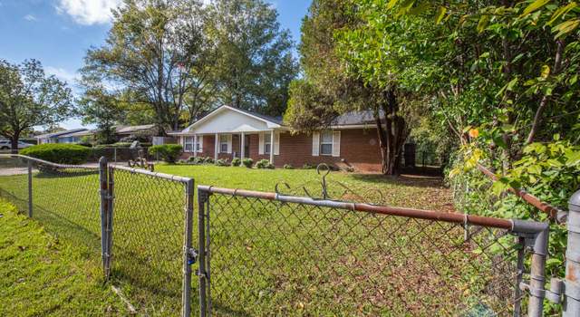 Photo of 111 Briarwood Dr, Warner Robins, GA 31093