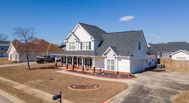 Photo of 316 Lovorn Cir, Warner Robins, GA 31088