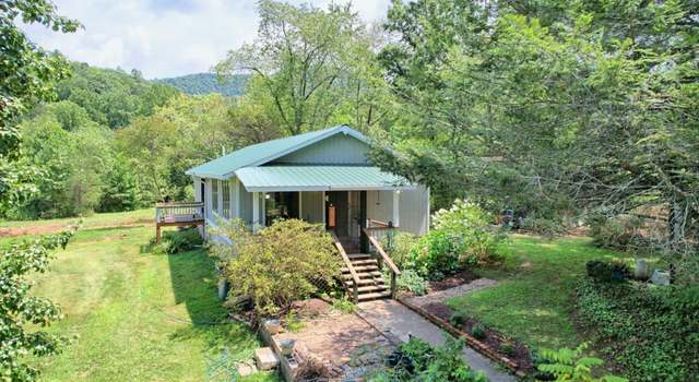 Photo of 66 Stella Ln, Rabun Gap, GA 30568