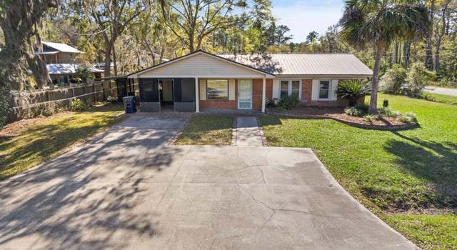 Photo of 109 East Ave, Waverly, GA 31565