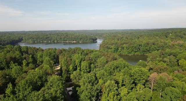 Photo of 243 Lakeside Trl, Martin, GA 30557