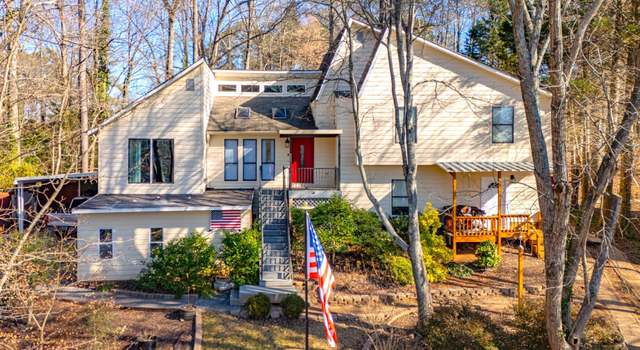 Photo of 8806 Clear Creek Ct, Douglasville, GA 30135