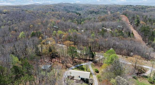 Photo of 195 River Dr, Mineral Bluff, GA 30559