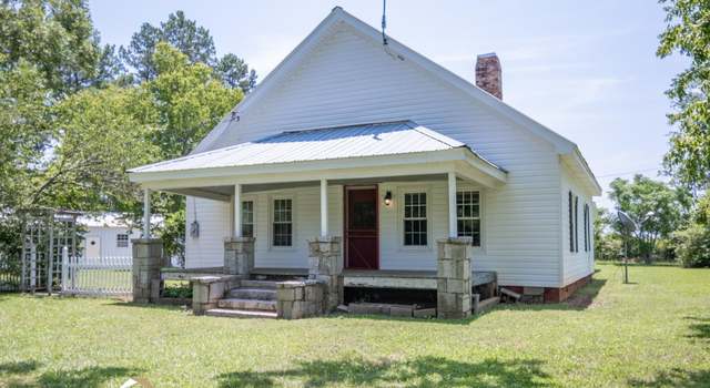 Photo of 82 Duck Pond Rd, Lexington, GA 30648