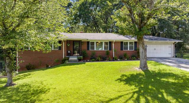 Photo of 56 Pebble Creek Dr, Toccoa, GA 30577