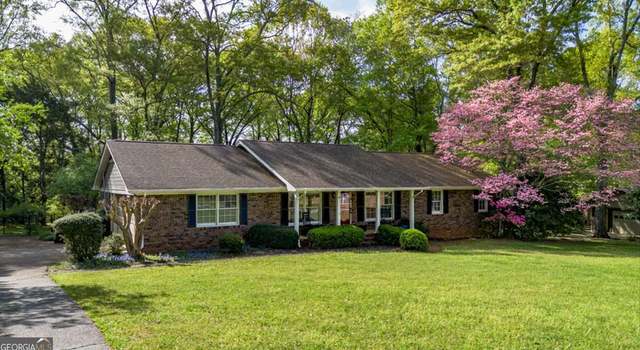 Photo of 185 Edgewood Dr, Athens, GA 30606