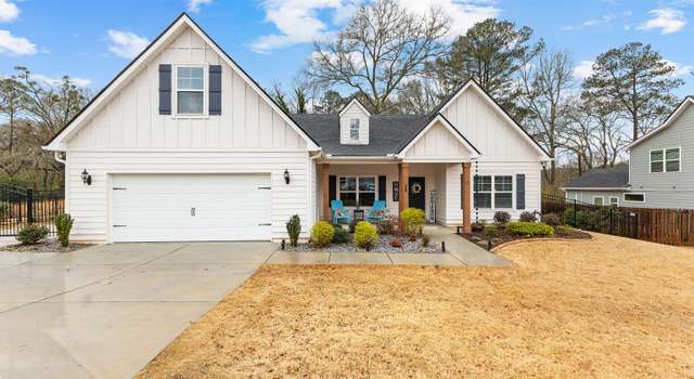 Photo of 28 E Hill St, Newnan, GA 30263