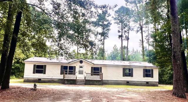 Photo of 425 Sycamore Dr, Eastman, GA 31023