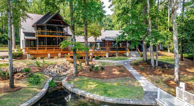 Photo of 1040 Chieftian Way, White Plains, GA 30678