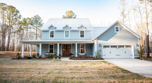 Photo of 695 Parkview Dr, Winterville, GA 30683