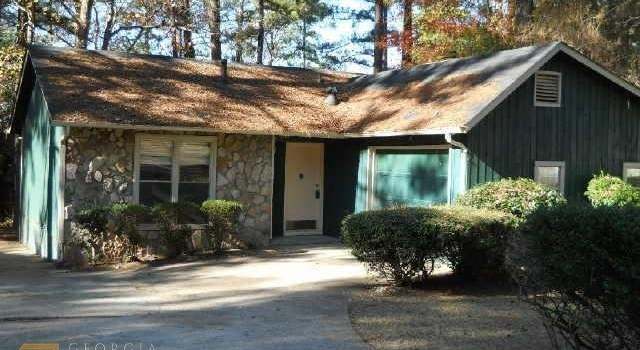 Photo of 8661 Woodside Ln, Jonesboro, GA 30238