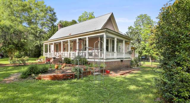 Photo of 207 Bridge St, Senoia, GA 30276