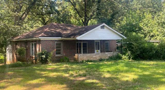 Photo of 946 Hayes Wilbanks Rd, Toccoa, GA 30577