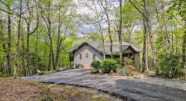 Photo of 160 Dalton Dr, Dillard, GA 30537