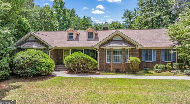 Photo of 184 Willows Dr, Cleveland, GA 30528