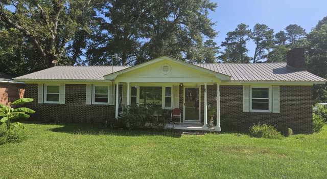 Photo of 339 Virginia Ave, Millen, GA 30442