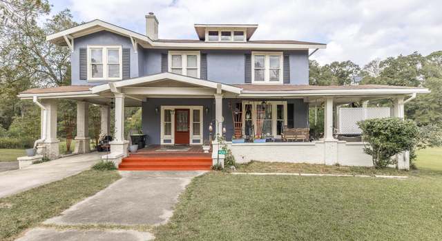 Photo of 429 N Dooly St, Montezuma, GA 31063