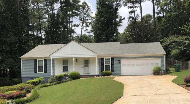 Photo of 481 Maid Marion Ln, Stone Mountain, GA 30087-5205