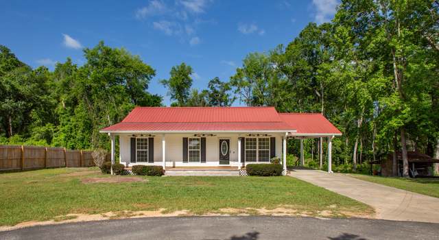 Photo of 19 Live Oak Ln, Waycross, GA 31503