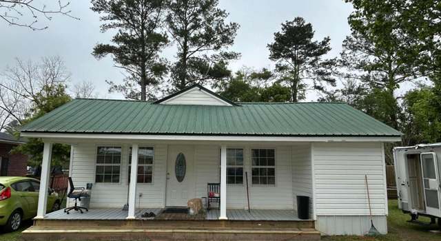 Photo of 205 N Rushing St, Glennville, GA 30427