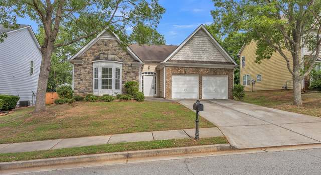 Photo of 16 Aberdeen Ct, Newnan, GA 30263