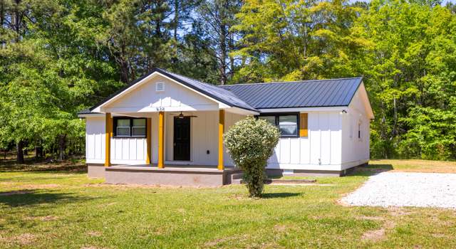 Photo of 520 Perry St, Waverly Hall, GA 31831