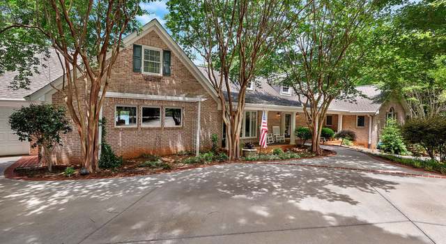 Photo of 575 Cedar St, Lavonia, GA 30553