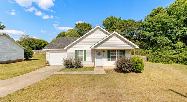 Photo of 185 Queens Ct, Jackson, GA 30233