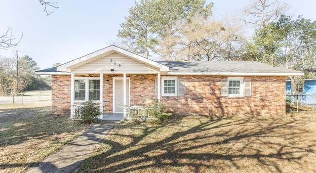 Photo of 206 Chuck Cir, Warner Robins, GA 31093