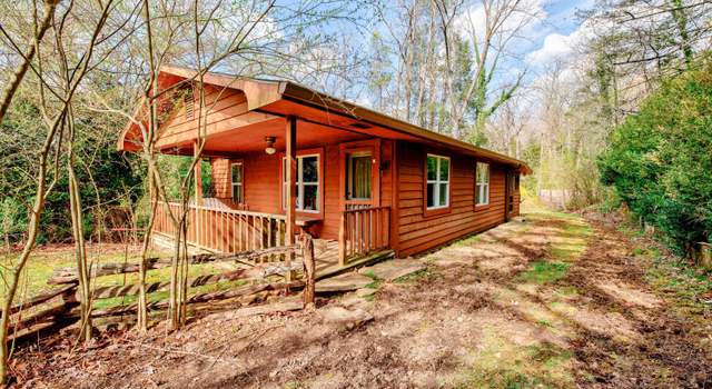 Photo of 173 Blacks Creek Dr, Clayton, GA 30525