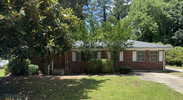 Photo of 647 Barksdale Dr, Forest Park, GA 30297