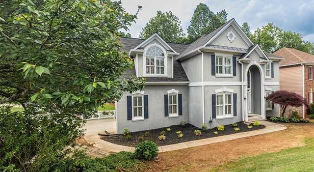 Photo of 200 Ridge Bluff Ln, Suwanee, GA 30024