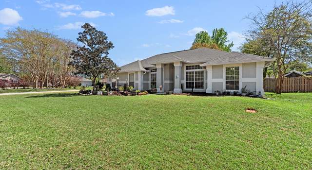 Photo of 332 Hallowes Dr E, St. Marys, GA 31558