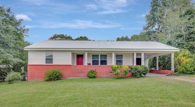 Photo of 39 Sunrise Dr, Newnan, GA 30263