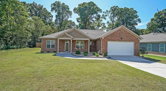 Property at 686 Stark St, Lawrenceville, GA 30046, 3 beds, 2 baths